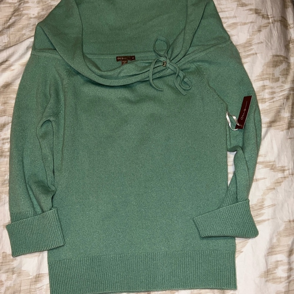 Cris 100% Cashmere sweater